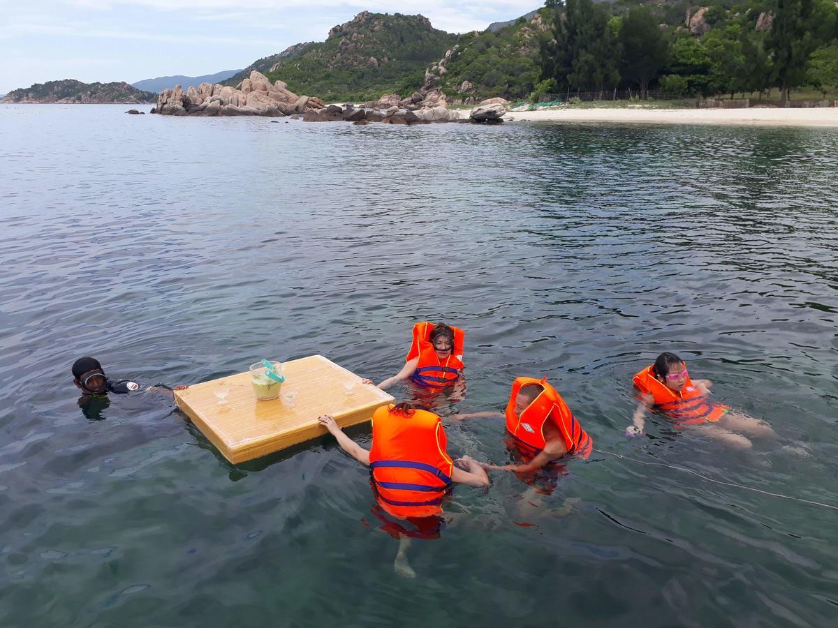 Dao Hoa Vang Villa Cam Ranh Exterior foto